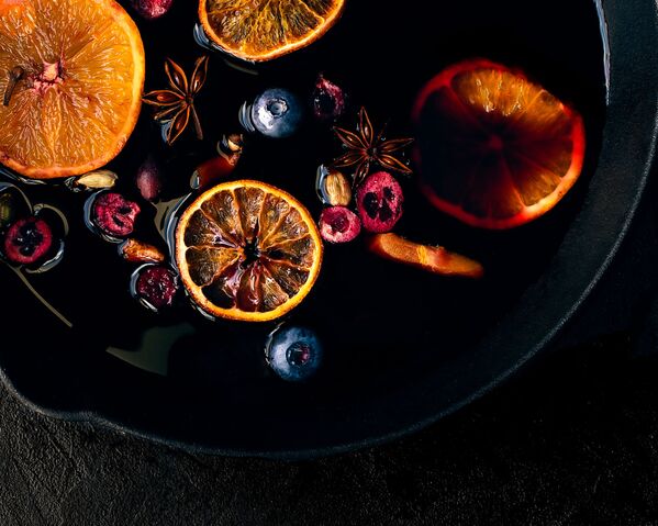 Снимок Mulled Wine британского фотографа Alex Forbesk, победивший в категории Young - 11 - 14 конкурса Pink Lady® Food Photographer of the Year 2020 - Sputnik Армения