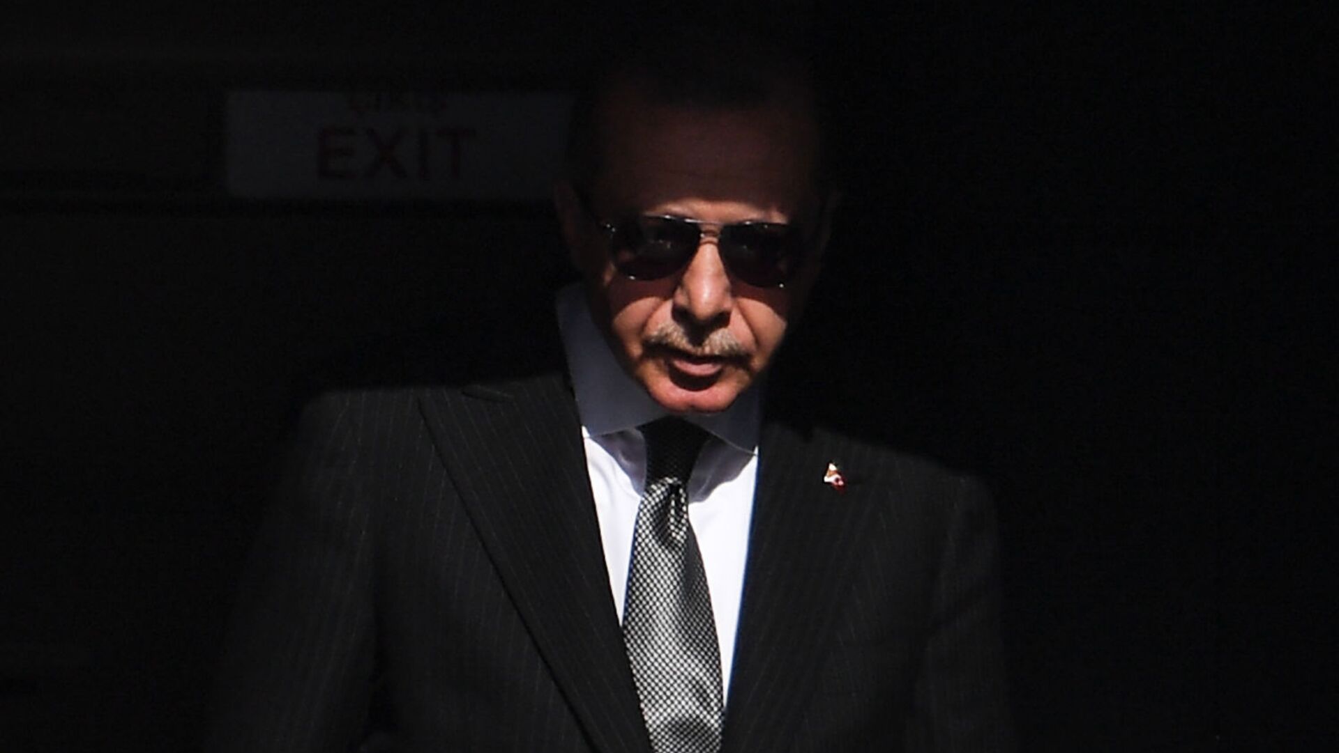 Президент Турции Реджеп Тайип Эрдоган прибывает в аэропорт Кельна (29 сентября 2018). Германия - Sputnik Армения, 1920, 15.11.2021