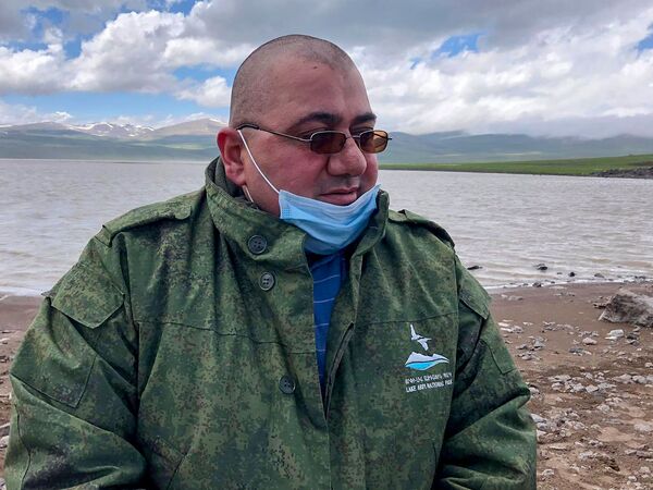 Քարուքանդ ճանապարհները խանգարում են. Արփի լիճն ավելի գրավիչ կդառնա զբոսաշրջիկների համար Քարուքանդ ճանապարհները խանգարում են. Արփի լիճն ավելի գրավիչ կդառնա զբոսաշրջիկների համար - Sputnik Արմենիա