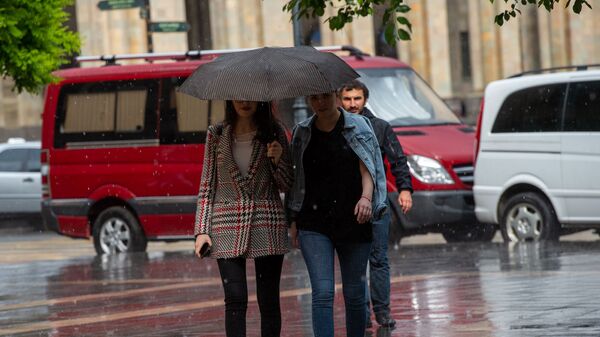 Дождь в Ереване - Sputnik Армения