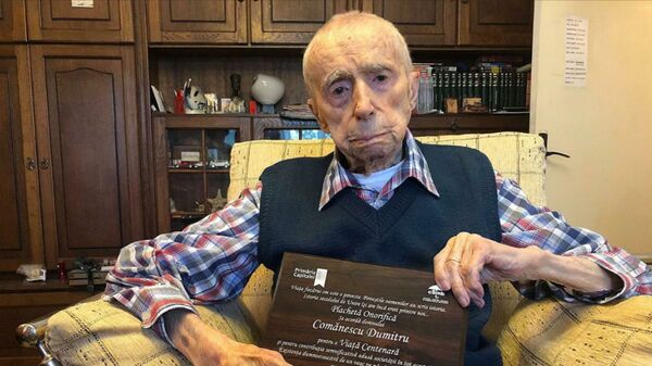 Самый старый мужчина мира поделился рецептом долголетия - Sputnik Армения