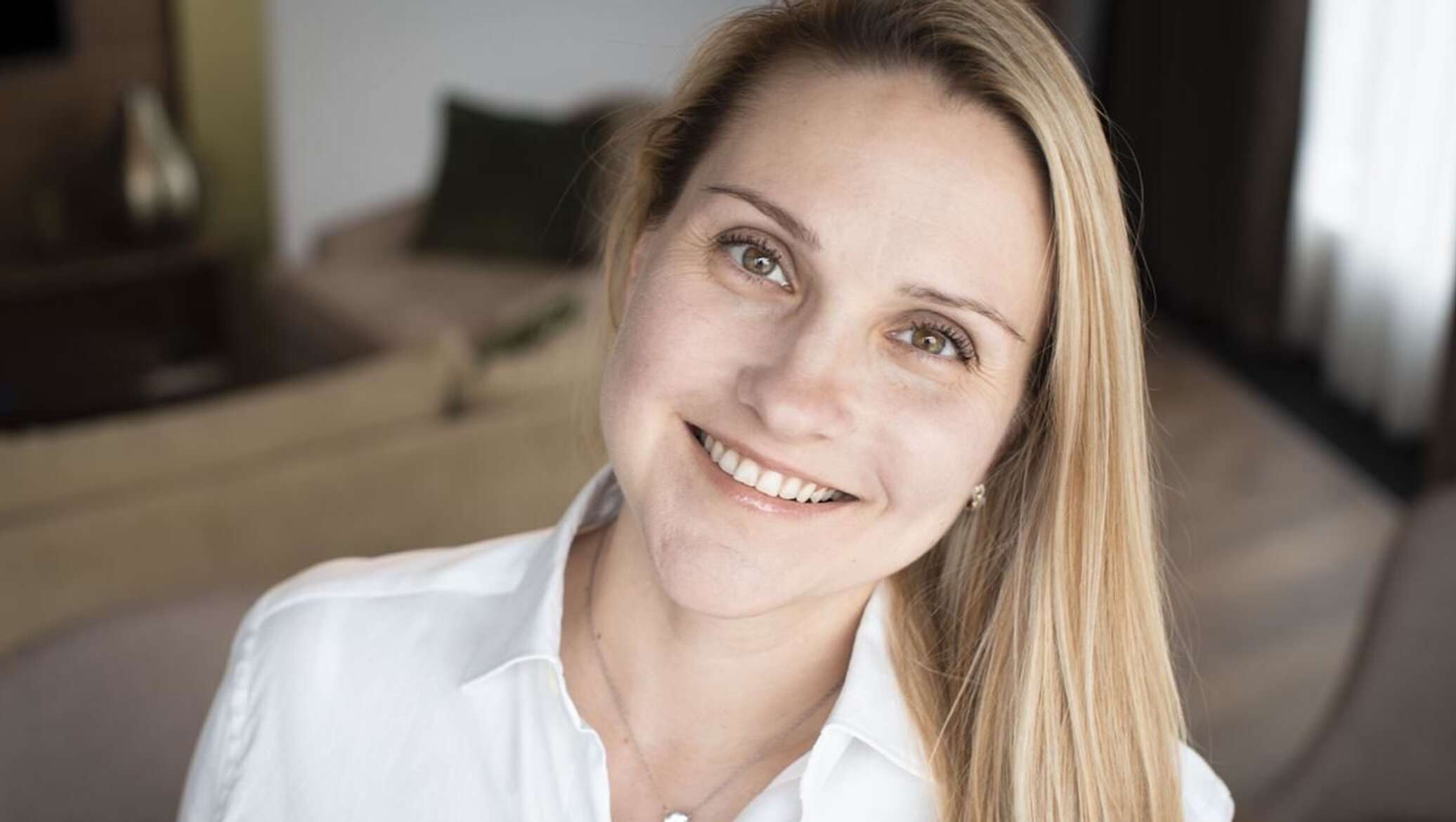 продюсер елены