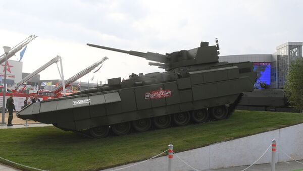 Перспективная российская боевая бронированная машина на базе универсальной гусеничной платформы «Армата» Т-15  - Sputnik Армения
