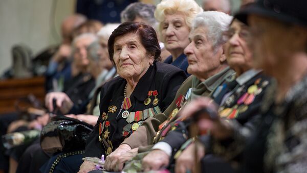 Приуроченное к 8 марта мероприятие в Министерстве обороны РА, где присутствовали матери военнослужащих и женщины-военные - Sputnik Արմենիա