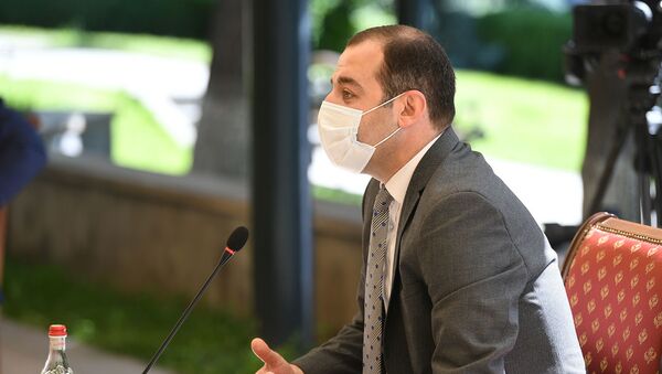 Директор МЦ Норк Мгер Давидянц во время обсуждения по предотвращению ситуации с коронавирусом в Армении (9 июня 2020). Еревaн - Sputnik Արմենիա