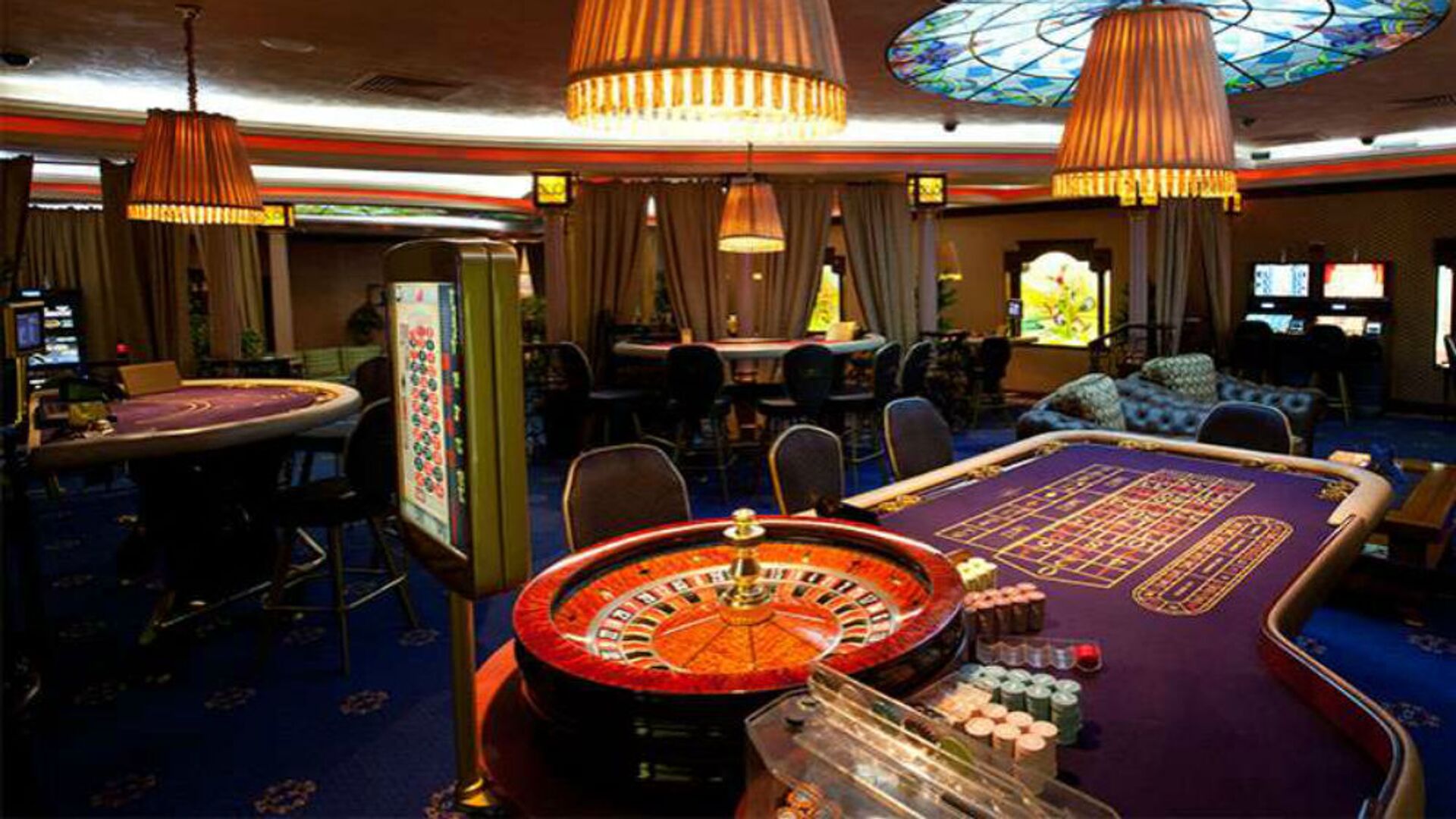 Один из игровых залов казино Шангри Ла - Sputnik Армения, 1920, 02.02.2021