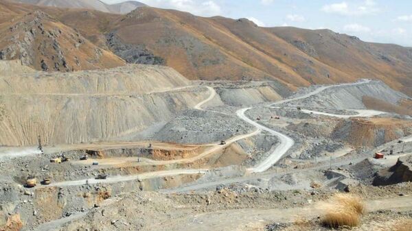 Рудники золотз в Сотке - Sputnik Армения