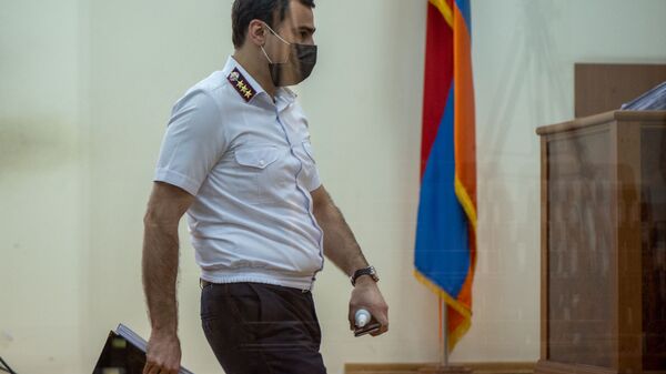 Прокурор Геворг Багдасарян входит в зал суда перед началом заседания по делу 1 марта (23 июня 2020). Еревaн - Sputnik Армения