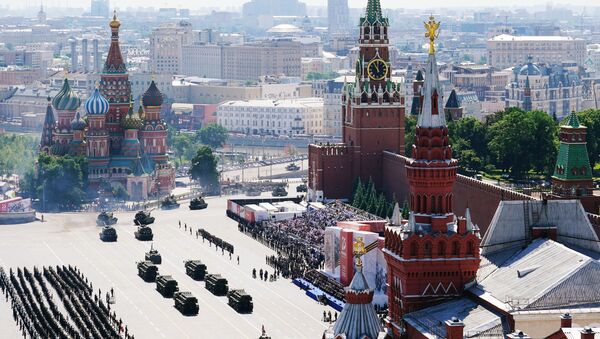 Военный парад в ознаменование 75-летия Победы на Красной площади - Sputnik Армения