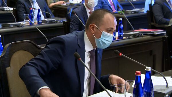 Министр здравоохранения Арсен Торосян на заседании правительства (2 июля 2020). Еревaн - Sputnik Արմենիա