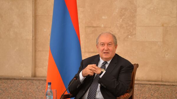 Президент Армен Саркисян встретился с представителями ИТ-компаний Армении (3 июля 2020). Еревaн - Sputnik Արմենիա