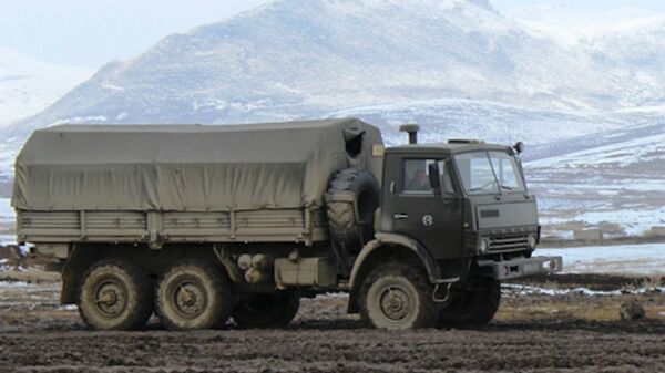 Водители российской военной базы в Армении совершенствуют навыки вождения в высокогорье (11 декабря 2014). - Sputnik Армения