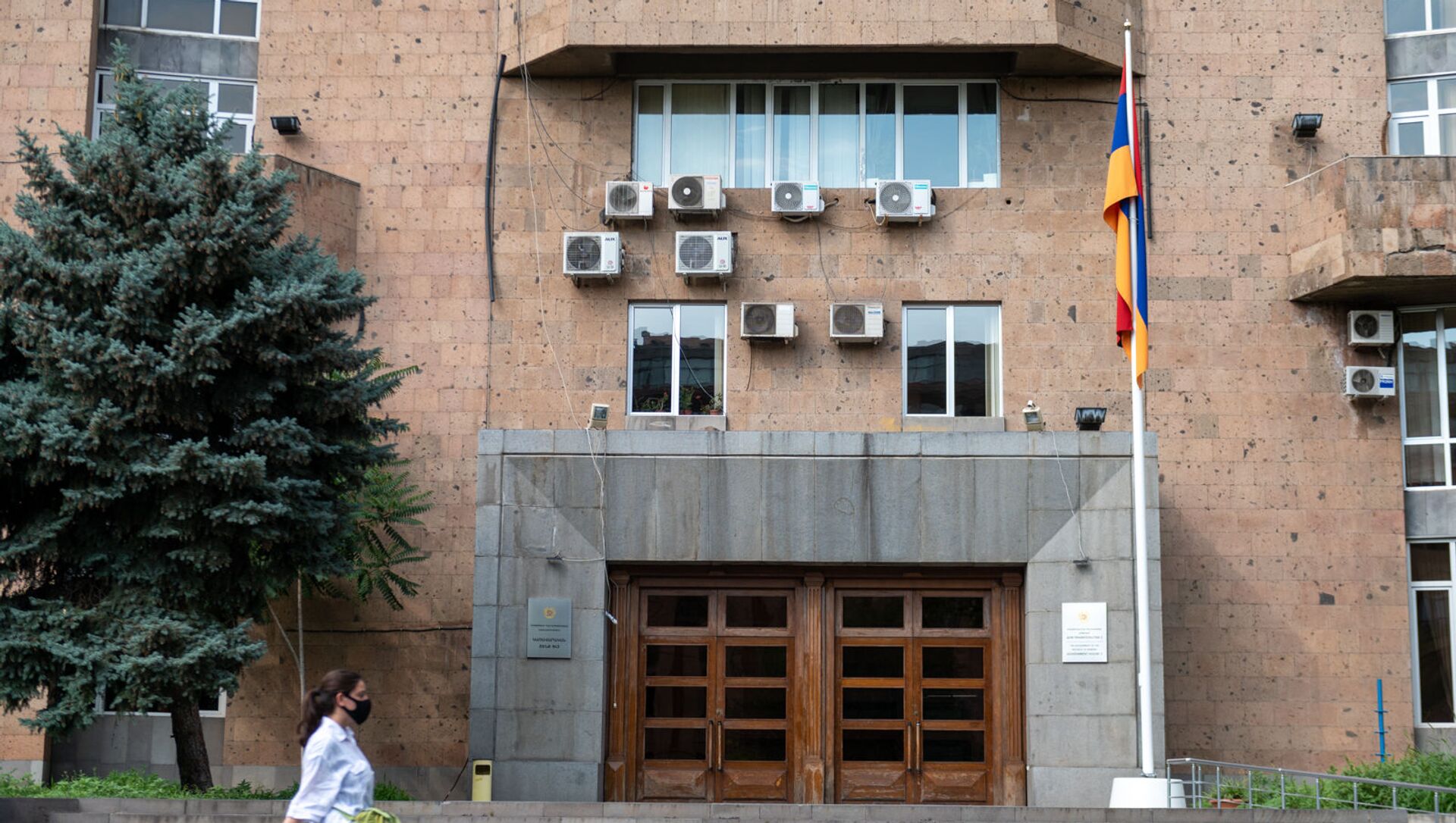 Правительственное здание номер 3 - Sputnik Армения, 1920, 15.02.2021