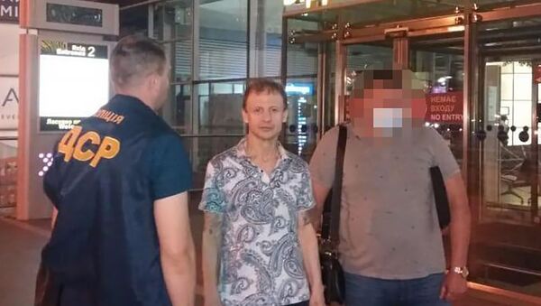 Полиция Украины выдворила вора в законе по кличке Рубен Ивановский (2 июля 2020). Украина - Sputnik Армения