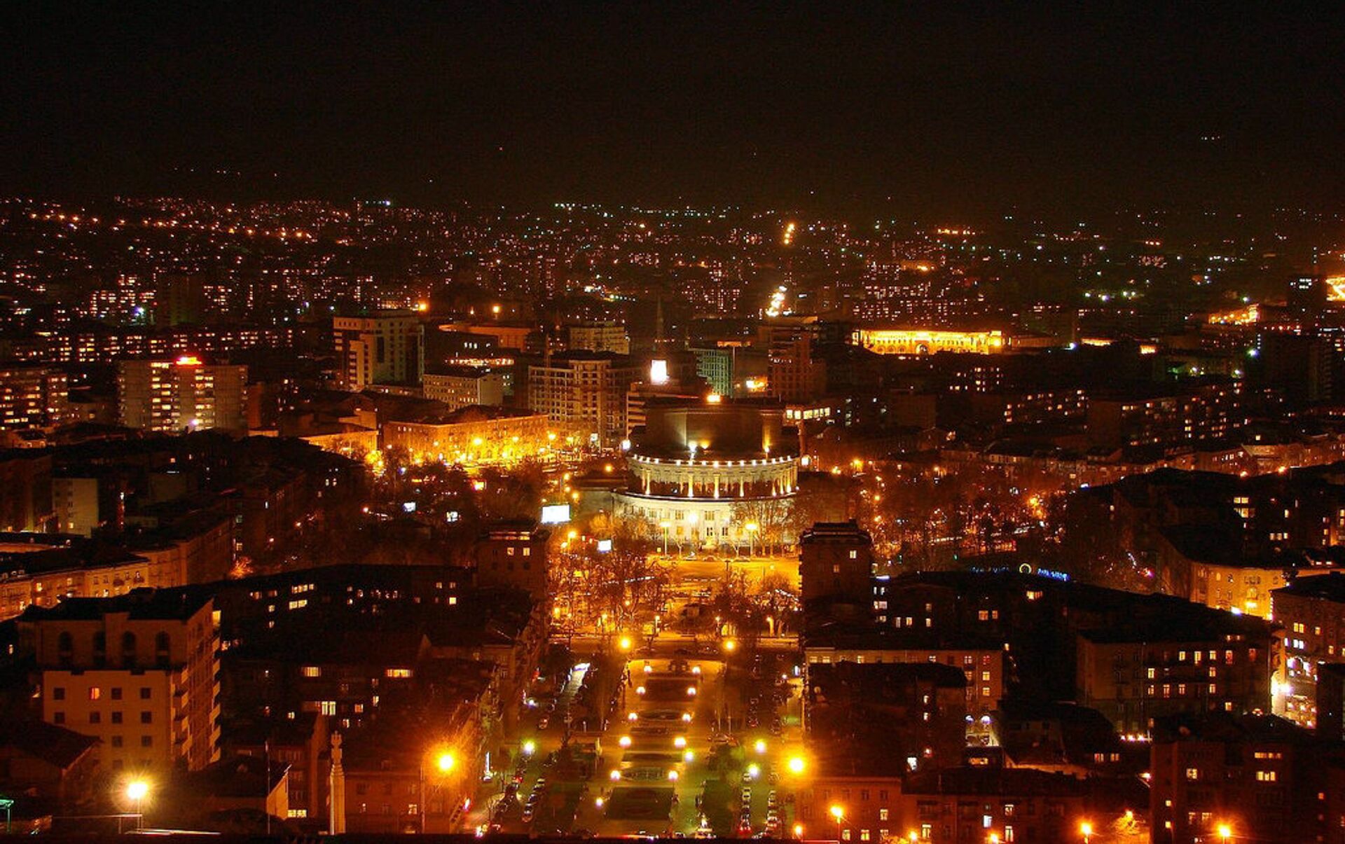 Ереван ночью. Ереван панорама. Армения ночной Ереван. Армения Ереван ночью. Ночной Каскад в Ереване.