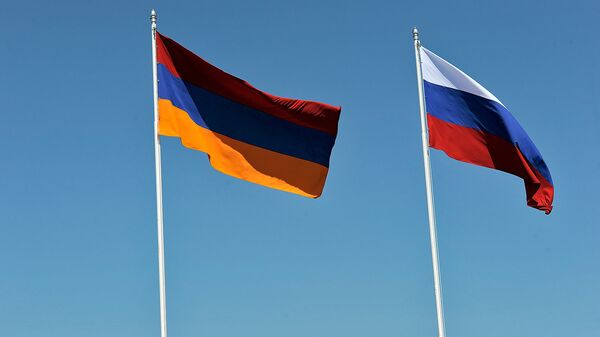 Флаги Армении и России - Sputnik Армения