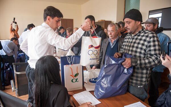 Помощь беженцам из Сирии в Армении в рамках благотворительной акции Ты не один - Sputnik Армения
