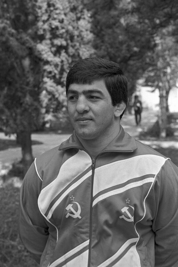Чемпион мира по классической борьбе Левон Джулфалакян - Sputnik Армения