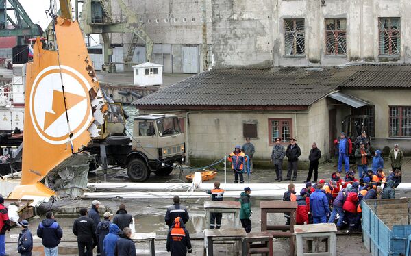 Крушение самолета А-320 компании Армавиа на побережье Сочи, Адлер Крушение самолета А-320 компании Армавиа на побережье Сочи, Адлер - Sputnik Армения