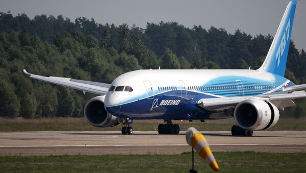 Прилет самолета Boeing-787 на авиасалон МАКС-2011 Прилет самолета Boeing-787 на авиасалон МАКС-2011 - Sputnik Армения