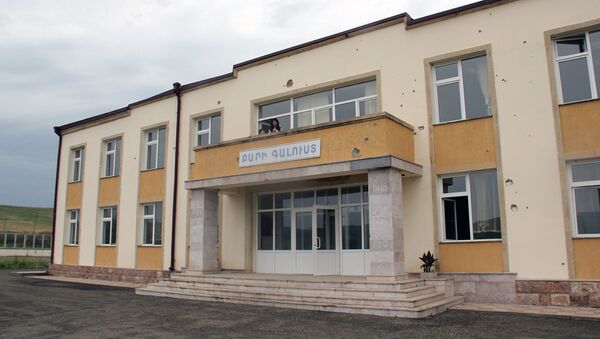 Школа в Нагорном Карабахе - Sputnik Արմենիա