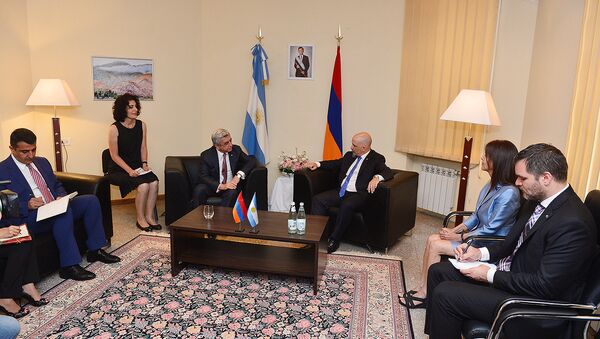 Президент Армении посетил посольство Аргентины - Sputnik Արմենիա