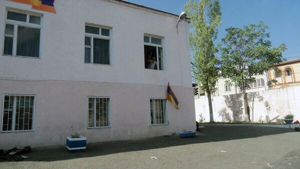 Группировка Сасна Црер захватило здание полка ППС в Ереване - Sputnik Армения