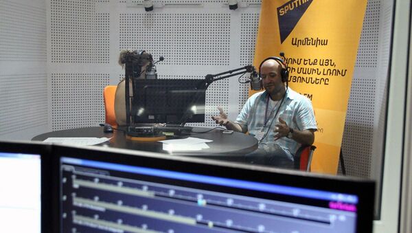 Асатур Есаянц в гостях у радио Sputnik Армения - Sputnik Արմենիա