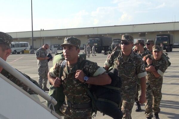 Военнослужащие Минобороны Армении отправляются на учения в США Военнослужащие Минобороны Армении отправляются на учения в США - Sputnik Армения