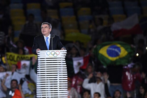 Президент МОК Томас Бах выступает на церемонии закрытия XXXI летних Олимпийских игр в Рио. - Sputnik Армения