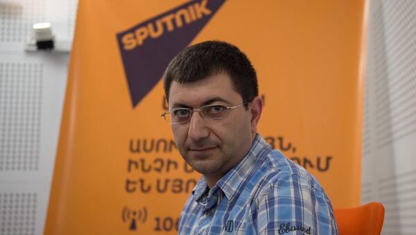 Арсен Султанян в гостях у радио Sputnik Армения - Sputnik Արմենիա