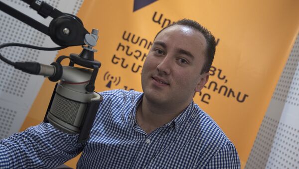 Джонни Меликян - Sputnik Արմենիա