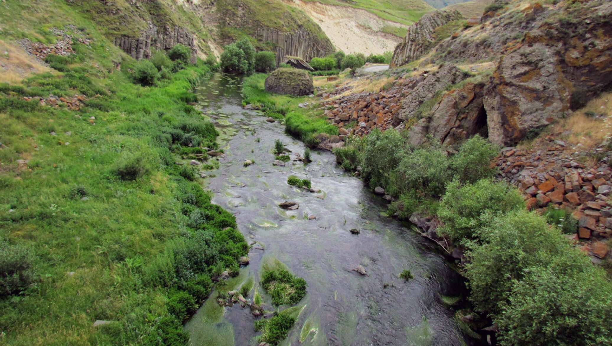 Река Аракс в Армении. Долина реки Аракс. Река Азат в Армении. Река Араз (Аракс).