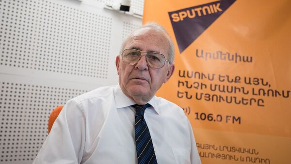 Роберт Минасян в гостях у радио Sputnik Армения - Sputnik Армения