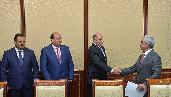 Встреча президента Армении Сержа Саргсяна с членами партии Оринац Еркир - Sputnik Армения