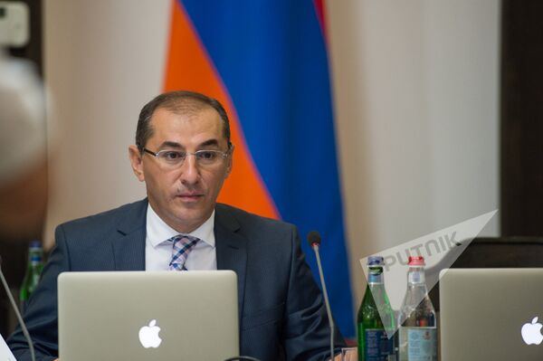 Вардан Арамян Вардан Арамян - Sputnik Արմենիա