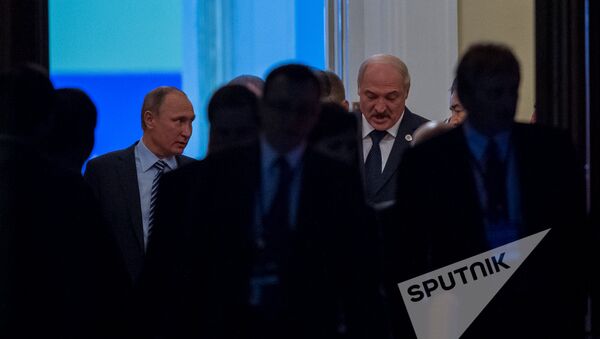 Владимир Путин и Александр Лукашенко на заседании Совета коллективной безопасности ОДКБ стартовала в Ереване - Sputnik Армения
