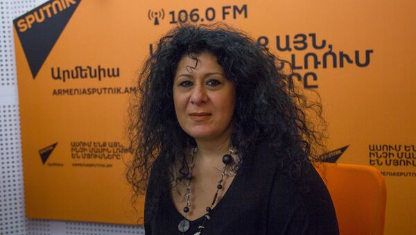 Певица Рена Де в гостях у радио Sputnik Армения - Sputnik Արմենիա
