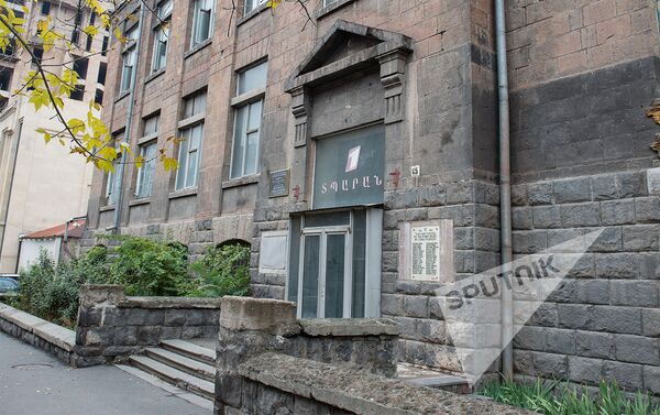 Снесенное здание первой типографии в Ереване - Sputnik Армения
