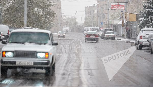 В Ереване пошел первый снег, 2016г. - Sputnik Արմենիա