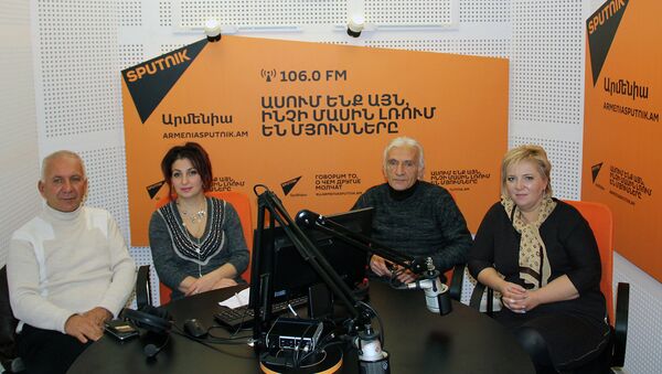Шаварш Хачатрян, Гамлет Ованнисян и Сусанна Умудян в гостях у радио Sputnik Армения - Sputnik Արմենիա