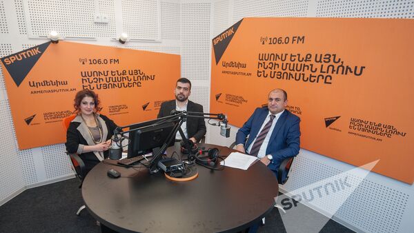 Гурген Ованнисян и Наири Мнацаканян в гостях у радио Sputnik Армения - Sputnik Արմենիա