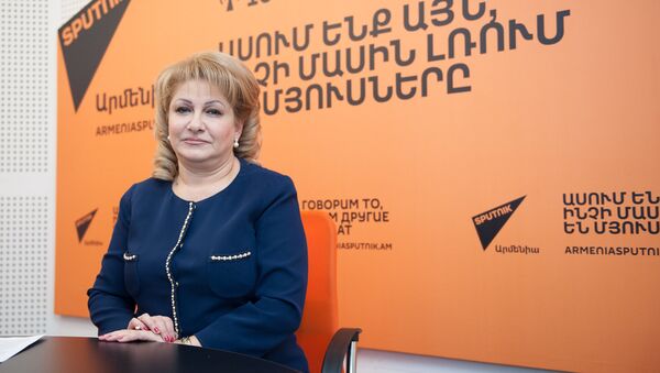 Наира Наапетян в гостях у радио Sputnik Армения - Sputnik Արմենիա
