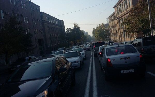 Пробки после взрыва на улице Гераци - Sputnik Армения