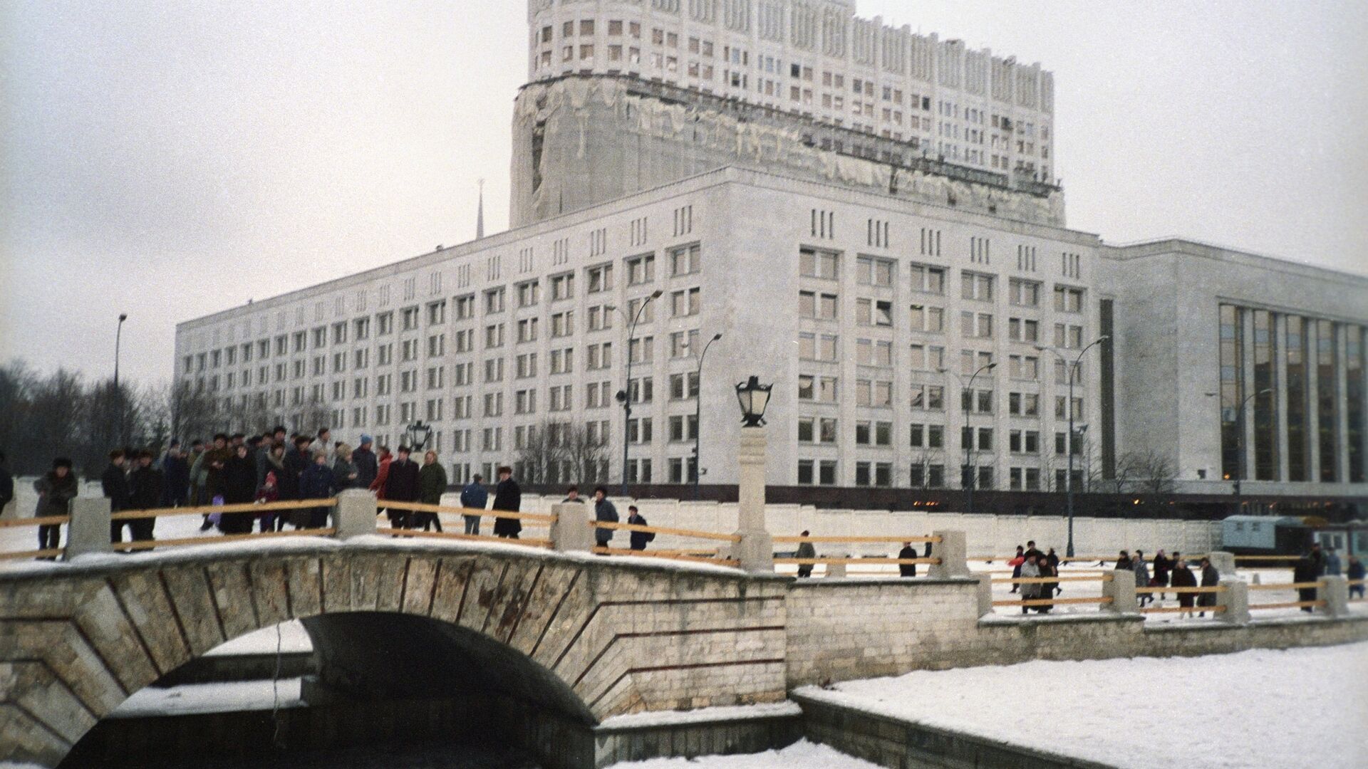 Здание правительства РФ в Москве - Sputnik Армения, 1920, 15.03.2022