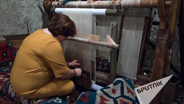 Республиканский симпозиум на тему Армянский узел: культура армянское ковроделия - Sputnik Армения