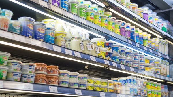Молочные продукты в магазине  - Sputnik Արմենիա