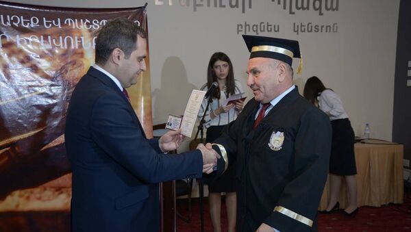 ՀՀ փաստաբանական դպրոցի 50 շրջանավարտ դեկտեմբերի 3-ին ստացել է փաստաբանի գործունեության արտոնագիր - Sputnik Արմենիա