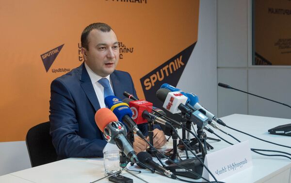 Ваге Энфиаджян Ваге Энфиаджян - Sputnik Армения