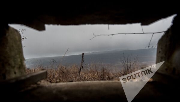 Вид на Азербайджан с армянских позиций Вид на Азербайджан с армянских позиций - Sputnik Армения